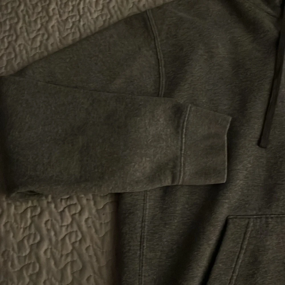 Nike Men's Charcoal Fleece Hoodie - Picture 4 of 8